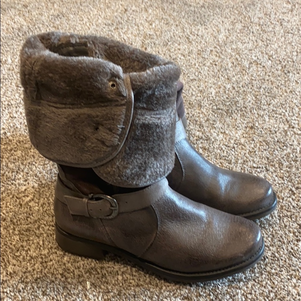 boots - Picture 5 of 6
